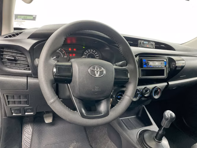 TOYOTA HILUX - 2024 - PPHX - Automarket - Imagen 6