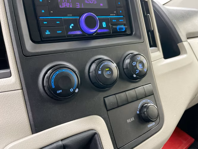 TOYOTA HIACE - 2025 - HH - Automarket - Imagen 9