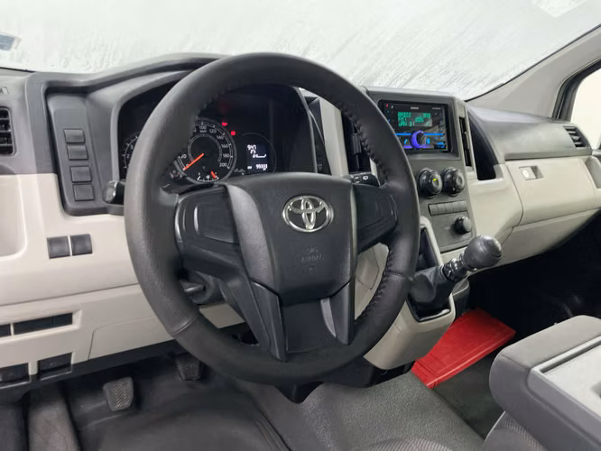 TOYOTA HIACE - 2025 - HH - Automarket - Imagen 6