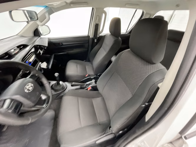 TOYOTA HILUX - 2024 - PPHX - Automarket - Imagen 5
