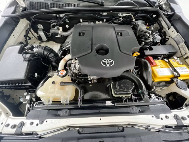 TOYOTA HILUX - 2025 - PPHX - Automarket - Imagen 3
