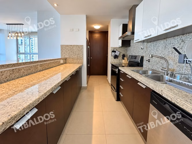Venta de apartamento frente al mar | 204 m2 | Punta Pacífica PH OCEANAIRE