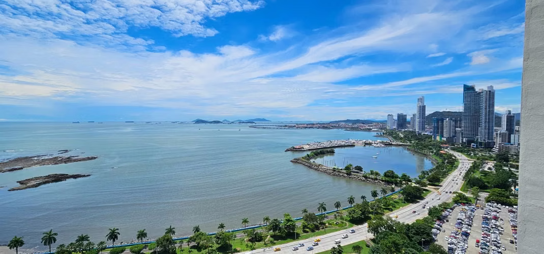 APARTAMENTO FRENTE AL MAR - Imagen 2
