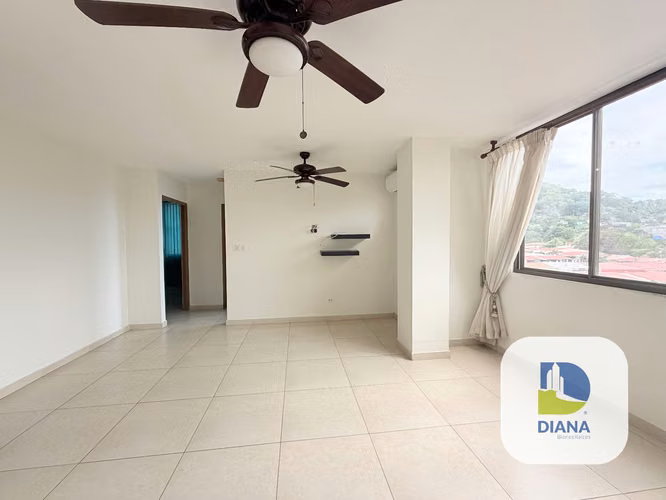 Alquiler de apartamento en Altos de Santa Maria  - Imagen 2