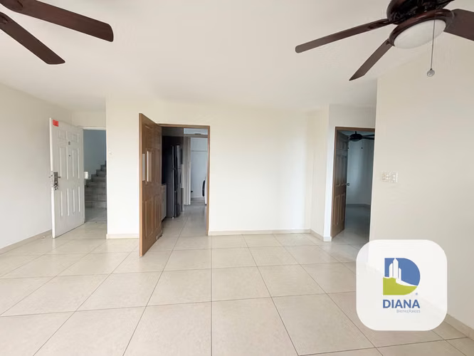 Alquiler de apartamento en Altos de Santa Maria  - Imagen 7