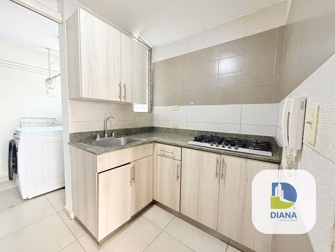 Alquiler de apartamento en Altos de Santa Maria  - Imagen 8