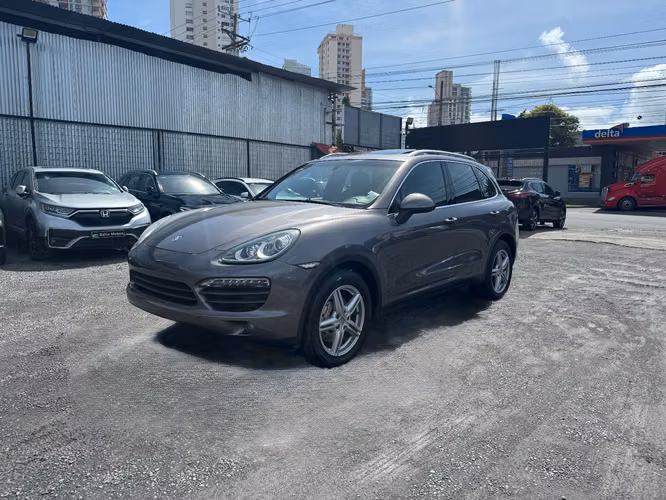 PORSCHE CAYENNE 2012
