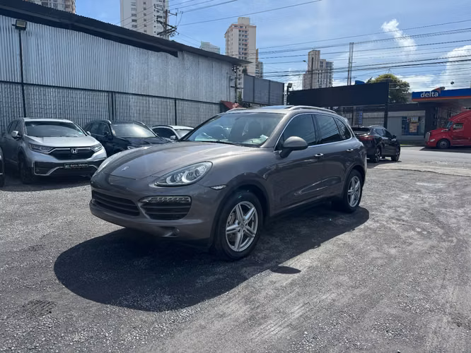 PORSCHE CAYENNE 2012