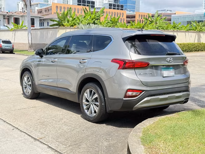 Hyundai Santa Fe 2019 a solo $14,500 Negociable - Imagen 3