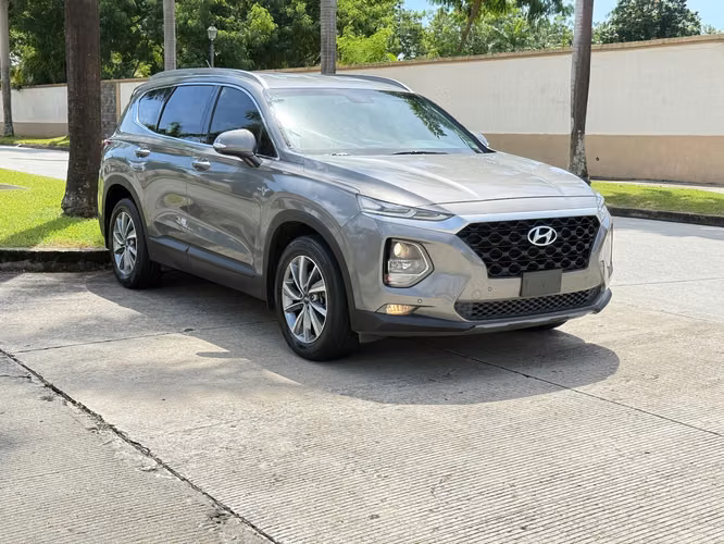 Hyundai Santa Fe 2019 a solo $14,500 Negociable - Imagen 2