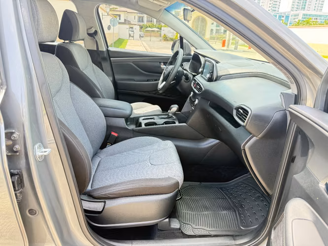 Hyundai Santa Fe 2019 a solo $14,500 Negociable - Imagen 9