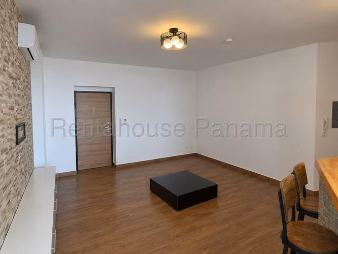 Se Vende Apartamento en El Carmen LA27-2715