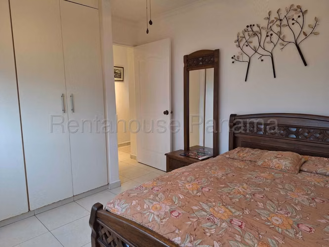 Se Alquila Apartamento en San Francisco LA27-2709