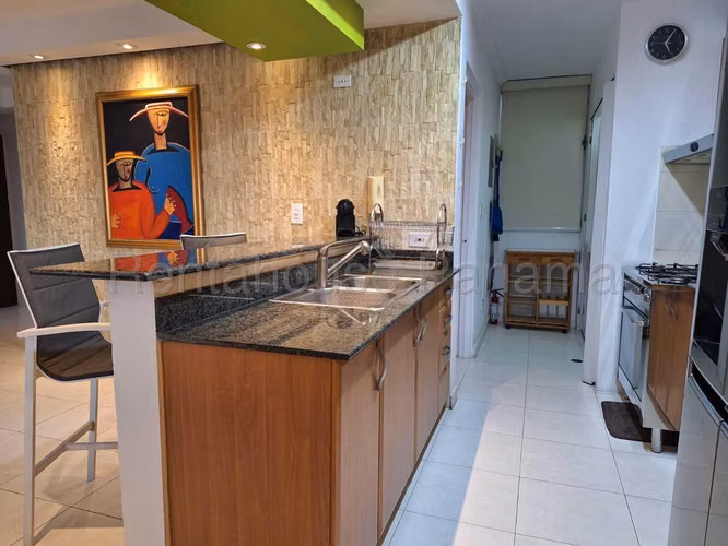 Se Alquila Apartamento en San Francisco LA27-2709