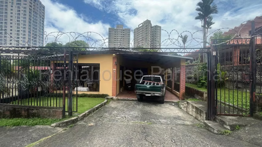 House is sold in Carrasquilla GCEA27-1807