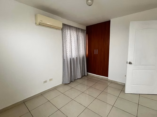 Alquiler Apartamento Vacio Centrico 12 de octubre  - Imagen 8