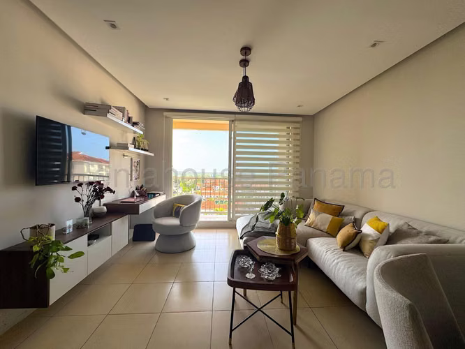 Venta de Apartamento en Versalles MCD26-9122