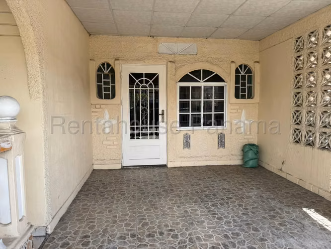 Se Vende Casa en Villa Zaita DPA26-7572