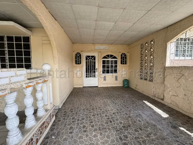 Se Vende Casa en Villa Zaita DPA26-7572