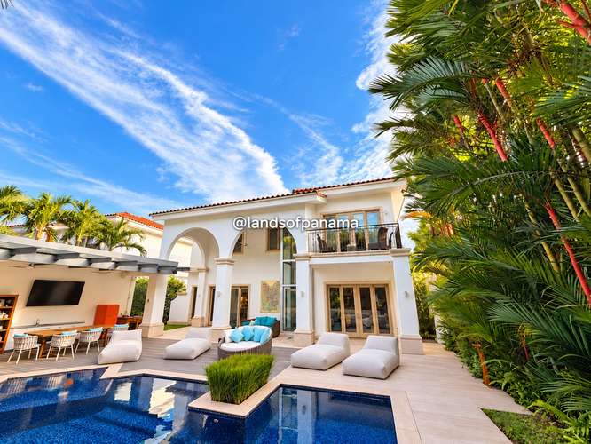 SE ALQUILA CASA – FAIRWAY ESTATES | SANTA MARÍA - Imagen 2