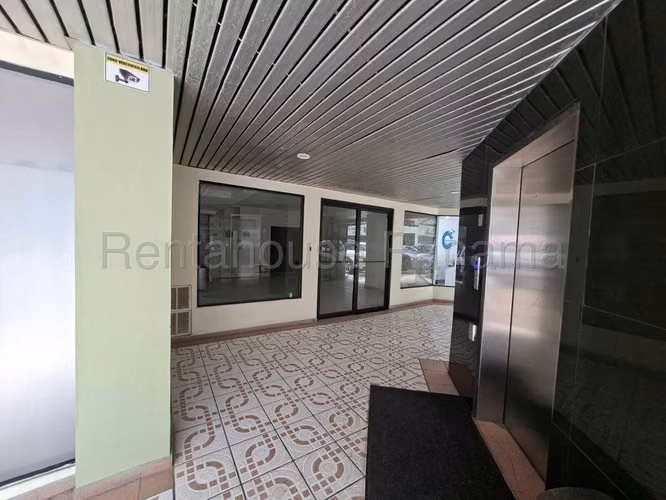Se Alquila Local Comercial en Marbella DPA27-1621 - Imagen 2