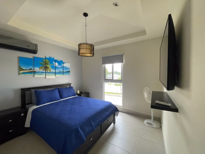 Alquiler de Casa Duplex Amoblada en Playa Dorada - Imagen 8