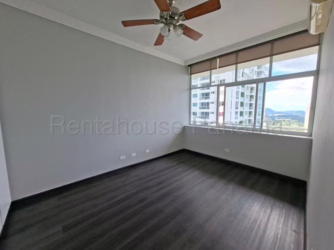 J2662GRR Alquiler de Apartamento en Edison Park  - Imagen 20