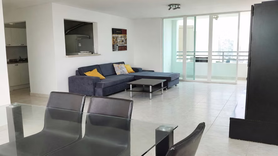 Apartment in Edison Park I with balcony and excellent location
