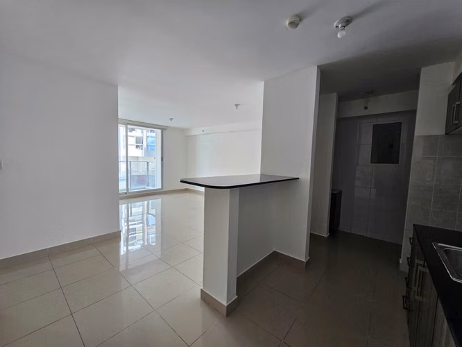 APARTAMENTO REMODELADO FRENTE AL PARQUE OMAR – 83 m² - Imagen 8