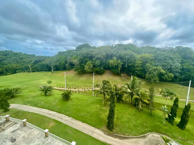 Apartamento en venta en Tucán Country Club PH Forest