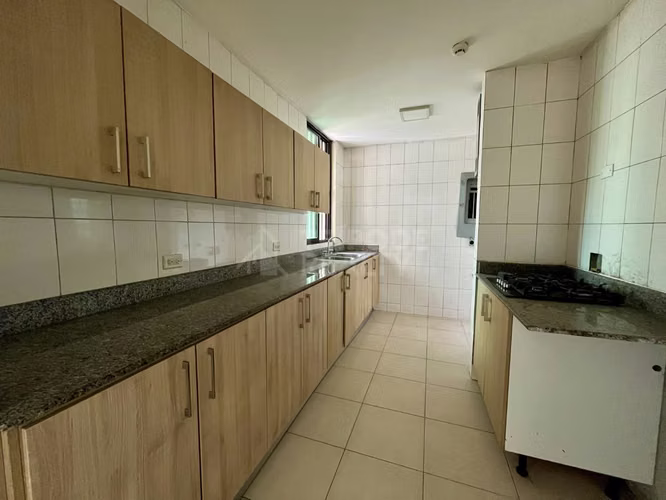 Apartamento en Alquiler en Carrasquilla – 3 Recámaras | 90.19 m² | GALT - Imagen 3