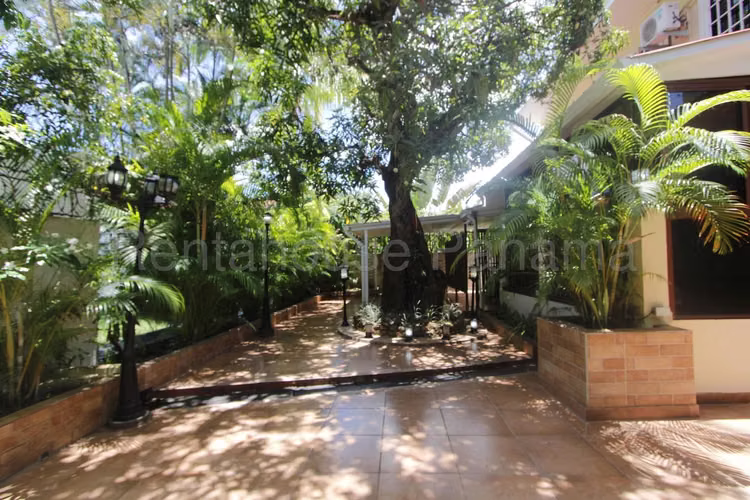 Venta de casa en Loma Alegre, San Francisco - Imagen 17