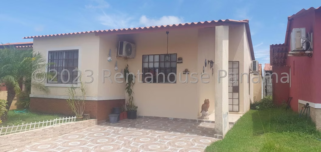 Sale of House in Chorrera DDB27-2172
