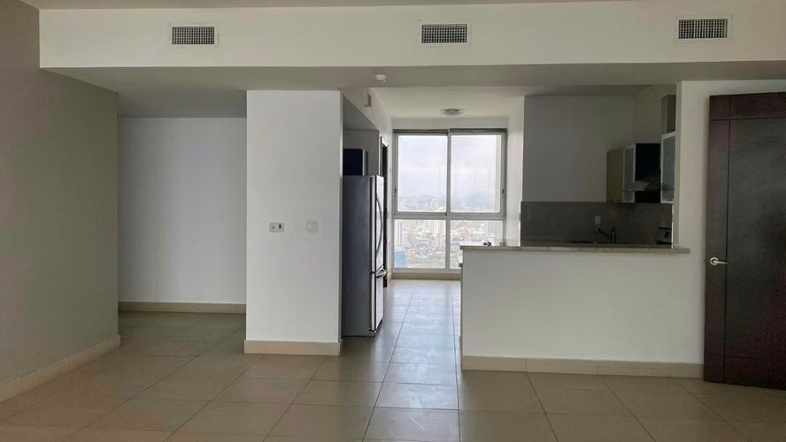 Venta PH Dupont Piso Alto Vista al Mar - Imagen 3