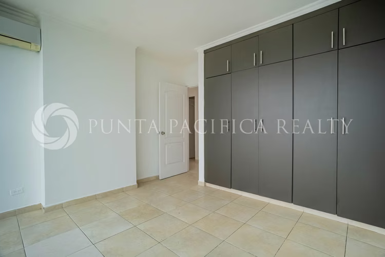 Amplio Apartamento en Venta en PH The Seawaves, Bella Vista | 3 Recámaras y Excelente Ubicación - Imagen 12