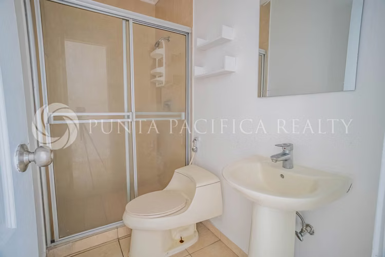 Amplio Apartamento en Venta en PH The Seawaves, Bella Vista | 3 Recámaras y Excelente Ubicación - Imagen 11