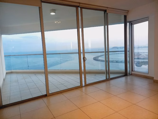 ALQUILER DE APARTAMENTO EN AVENIDA BALBOA  - Imagen 5