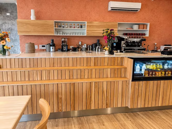 ALQUILER LOCAL COMERCIAL SAN FRANCISCO 155M2 LT. - Imagen 10
