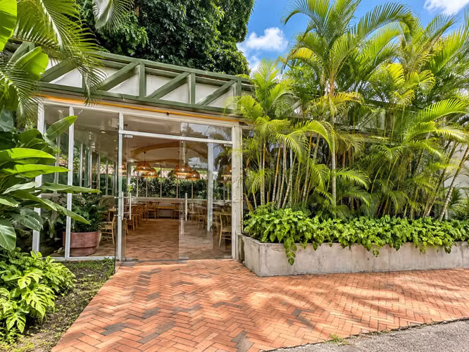ALQUILER LOCAL COMERCIAL SAN FRANCISCO 155M2 LT. - Imagen 2
