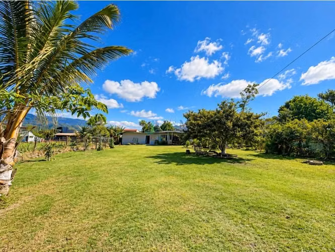 VENTA DE CASA CHIRIQUI 1,260 METROS DE TERRENO EN VOLCAN  - Imagen 8