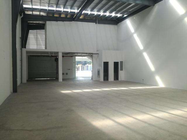 Galera en Venta, lugar Parque Lefevre 27EPP913 - Imagen 2