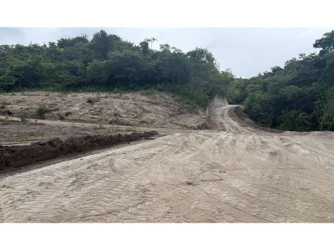 CHAME / EL CALVARIO / 702 M2 / AMPLIO TERRENO / VIA A LA LAGUNA - Imagen 16