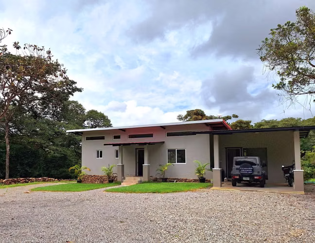 Propiedad Frente al Río con Dos Casas en 3.14 Acres Cerca de Boquete - Imagen 18