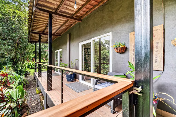 Propiedad Frente al Río con Dos Casas en 3.14 Acres Cerca de Boquete - Imagen 15