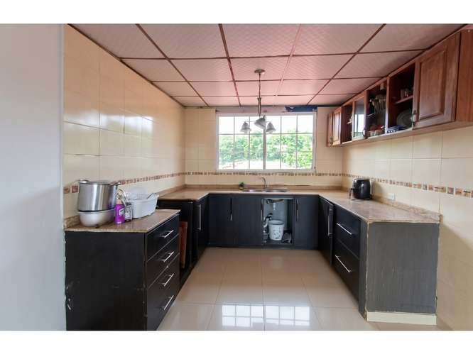 SE VENDE CASA ALCALDE DIAZ SAN LORENZO 325M 4 HABITACION 2 NIVELES - Imagen 15