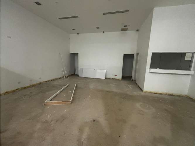 ARRAIJAN / WESTLAND MALL / LOCAL COMERCIAL / 78M / PLANTA BAJA - Imagen 5