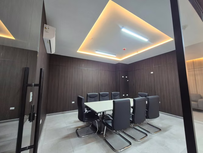 SE ALQUILA OFICINA DE LUJO EN SANTA MARIA BUSINESS DISTRICT .PH OFFICE PLEX - Imagen 3