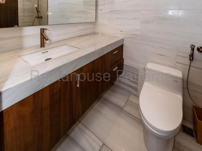 Apartamento En Alquiler En Paitilla YM