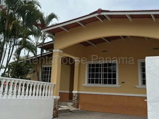 Venta de Casa en Arraijan, PH con garita y area social - Imagen 9