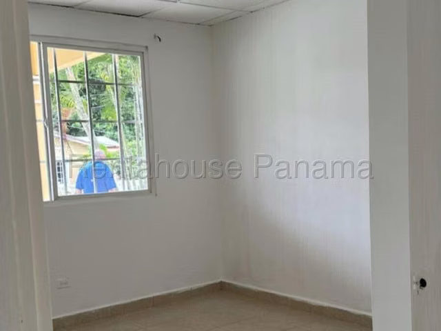 Venta de Casa en Arraijan, PH con garita y area social - Imagen 5